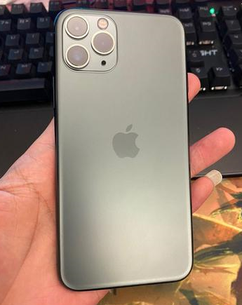 济南苹果维修点分享iPhone 11 Pro黑屏小众故障解析 